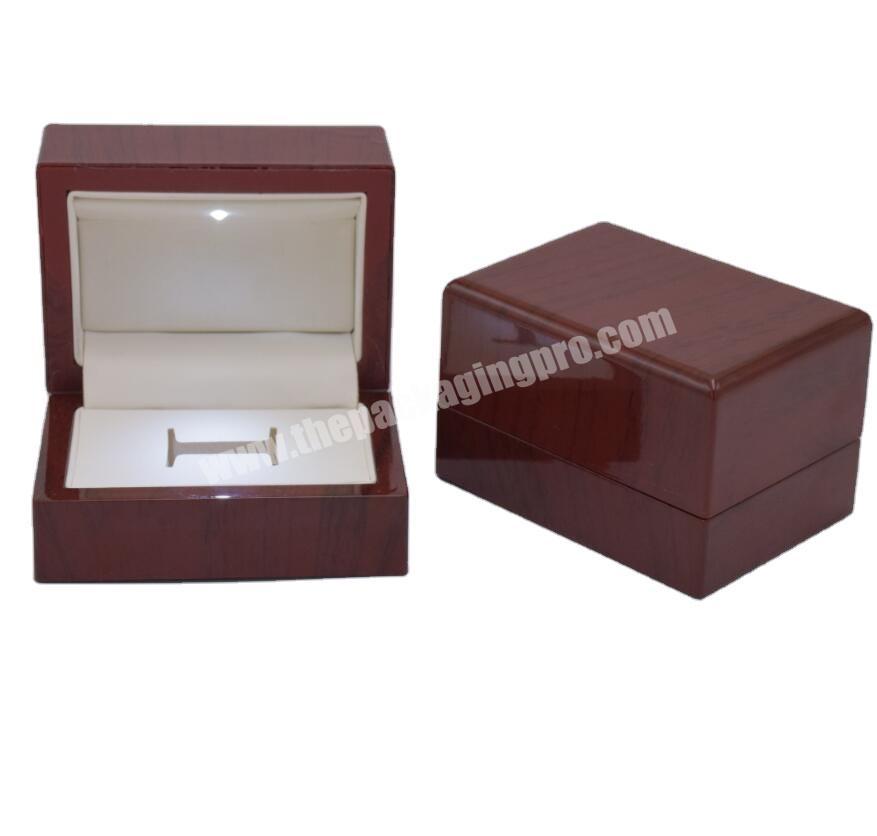 2020 hot sale wooden Jewelry Box with rubber coating for ring earring pendant necklace cufflinks bangle bracelet studs