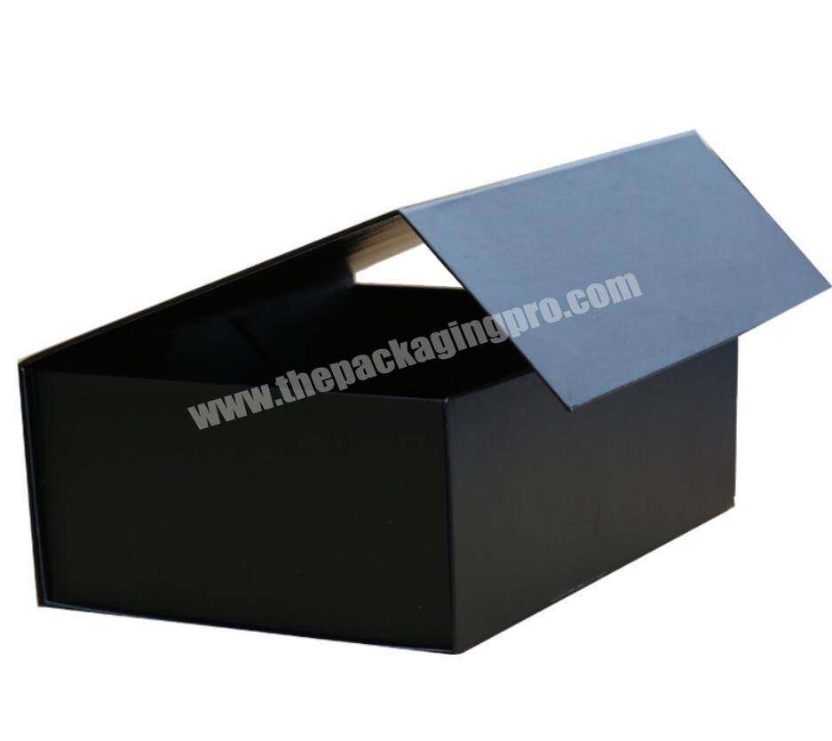 customized apparel rigid cardboard matte black flap closure magnetic packaging box