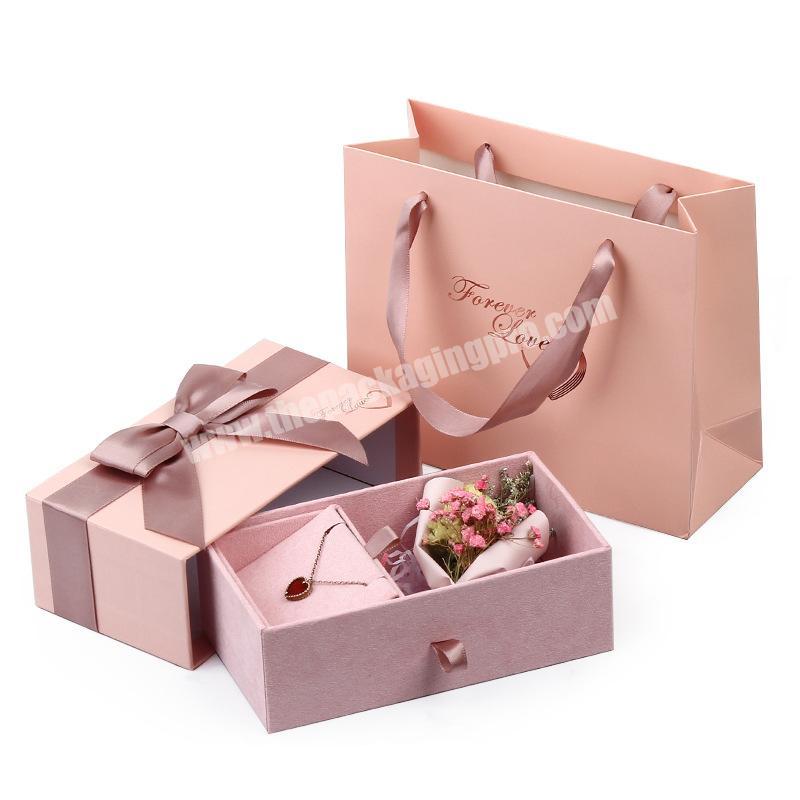 Custom Decorative Luxury Cardboard Gift Box Make Up Box Printing Logo Perfume Packaging For Women Gift