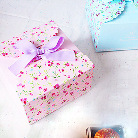 14.5*14.5*8CM pink blue square flora Paper Box Candy mooncake Cookies Food kraft cake box Packaging