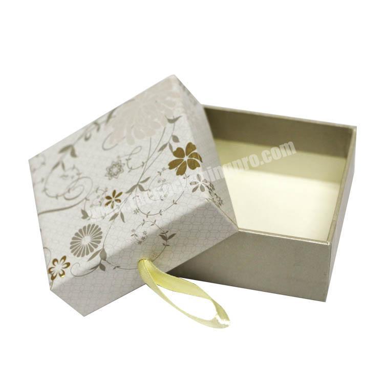2 pcs Color Rigid ring Gift Paper Box With Lid Top and Bottom Paper Box For Shoes Clothes gift box with ribbon
