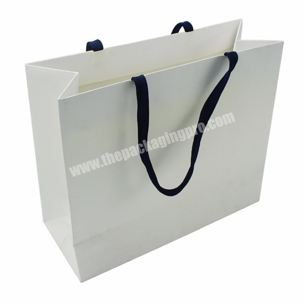 2018 Hot Sale Gift Bags White Small Gift Bags with Handles Custom Gift Paper Bags In China