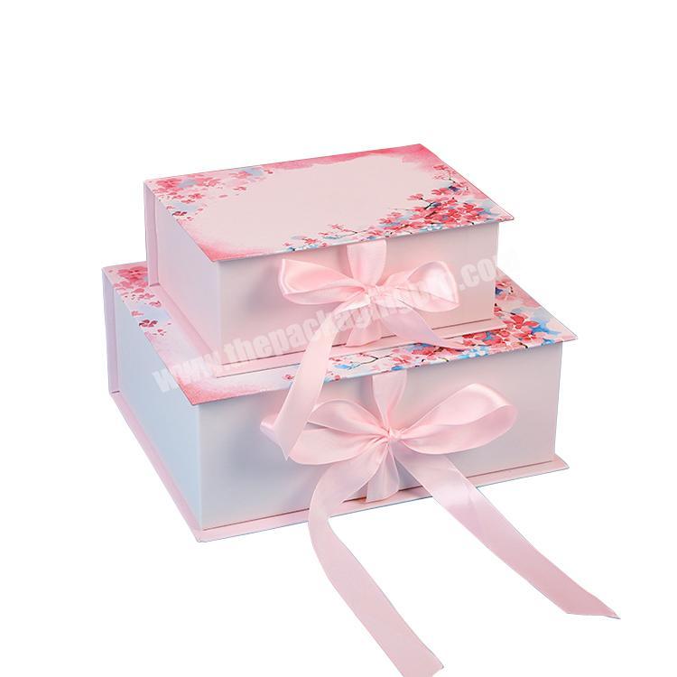 2019 China manufacturer custom gift box hot stamping folding paper box