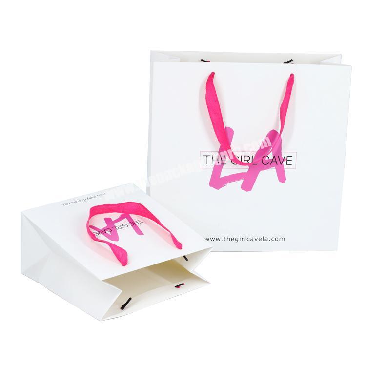 2019 Luxury custom pink logo matt white paper bag packaging for shopping gift
