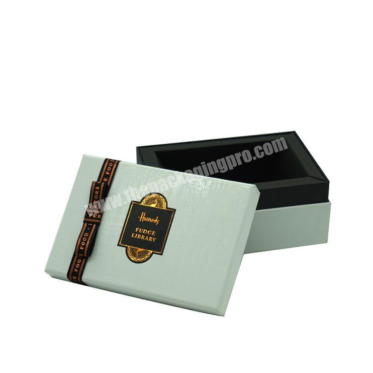 2019 Luxury customized hot stamping logo paper box large gift box magnetic for chocolate
