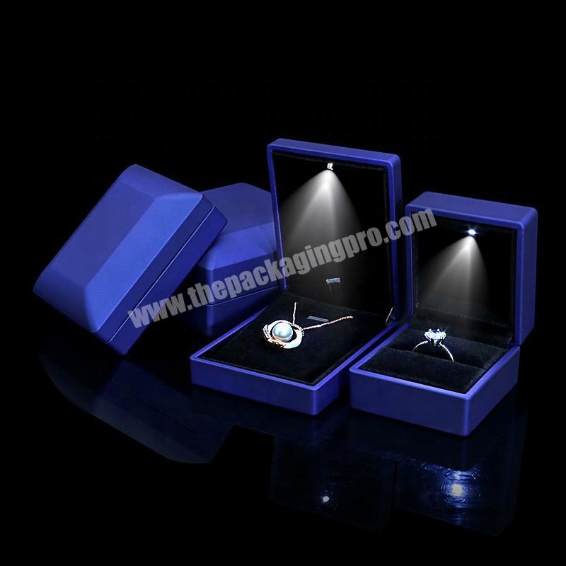 2020 Christmas Blue Magnet Luxury Flip Custom Jewelry Gift Box Packaging with LED Display Lighting