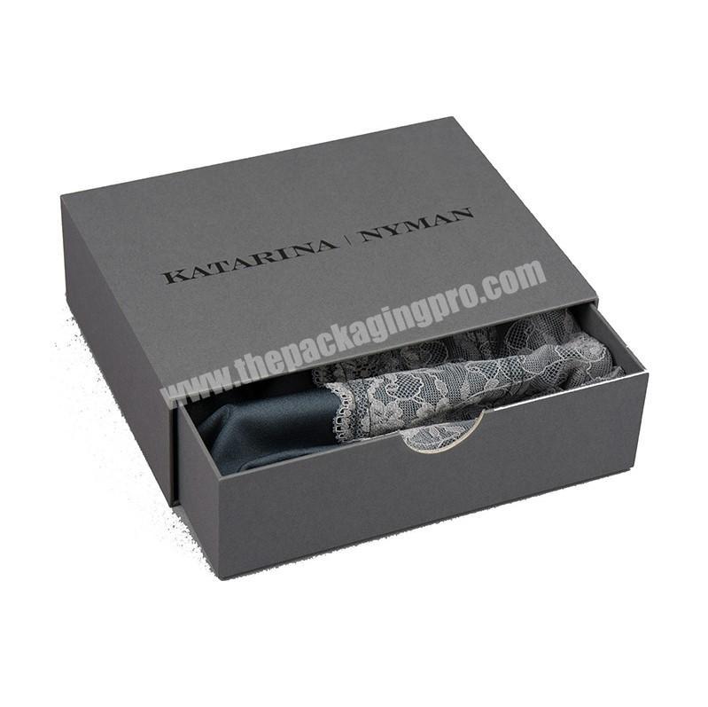 2020 Luxury lingerie packaging box with brand