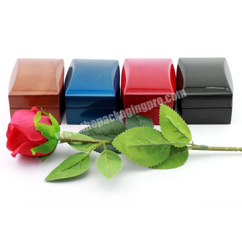 Nice luxury small wooden packing box for wedding rings jewelry packaging