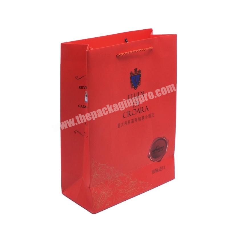 2020 Popular factory new customized art paper glittering red paper handle bag for gift clothes packaging paper bag