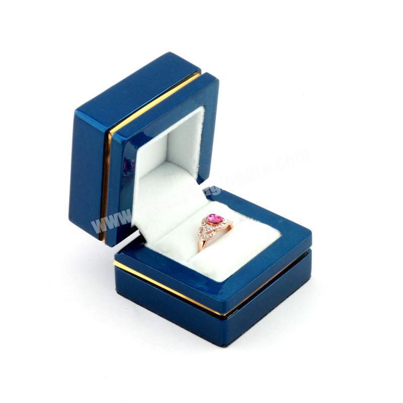 Custom Wooden Pu Engagement Ring Jewelry Box