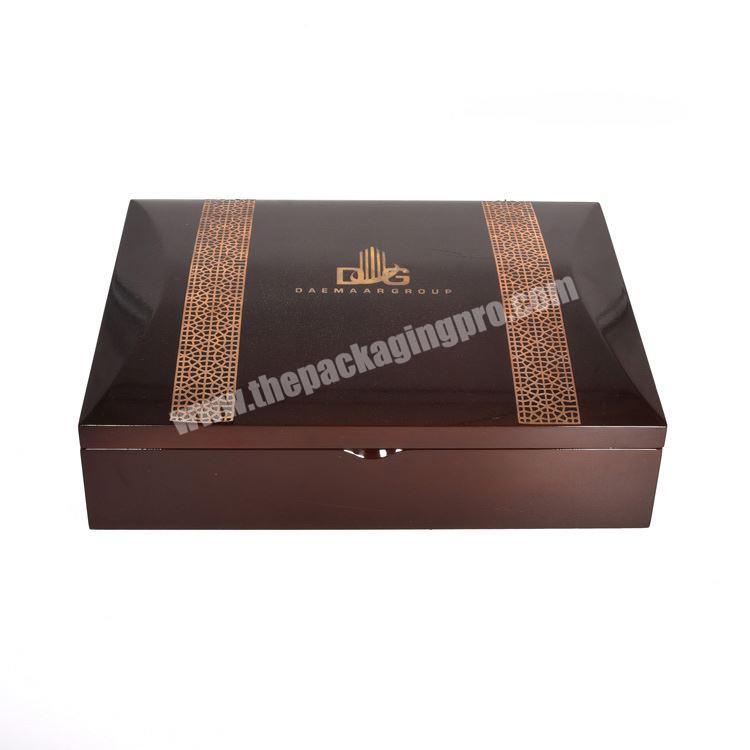 Custom Dark Brown 16 Grid Laser Cut Wooden Ramadan Gift Box