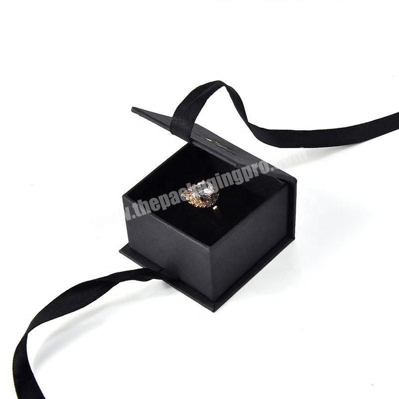 Hot sale black gift kraft paper jewelry box wity custom logo printed
