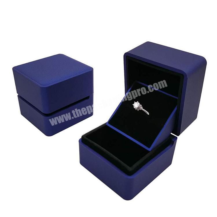 High-end pu leather velvet insert inside sliding blue led jewelry ring box