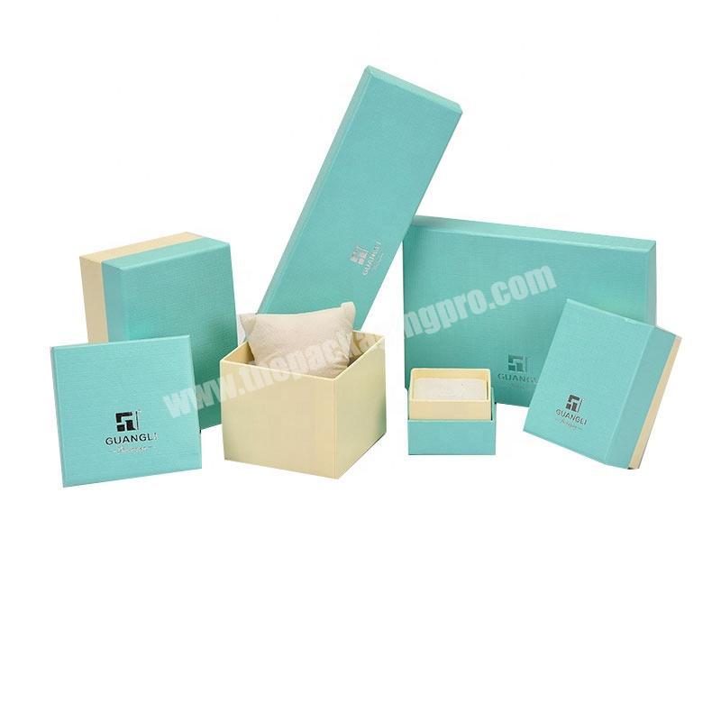 2020 new design concise style OEM custom logo romantic jewelry paper box