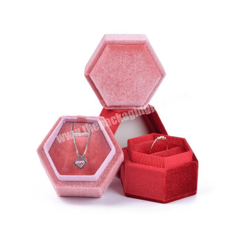 MOQ 200 best welcome fashion velvet jewellery packaging hexagon Wedding Ceremony Ring Box with Detachable Lid