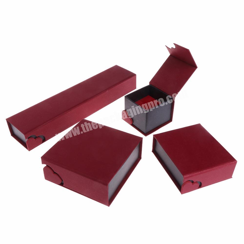 Custom red magnetic cardboard jewelry gift packaging box with magnetic closure