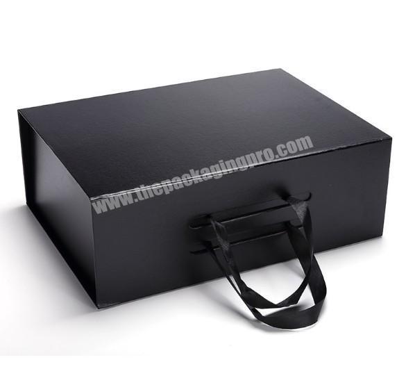 Wholesale Custom Logo Luxury Black Cardboard Magnetic Folding Gift Box With Ribbon Closure