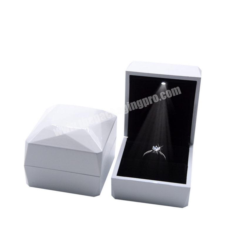 Custom High End Luxury White Manufacturing Rings Jewellery Box With Led