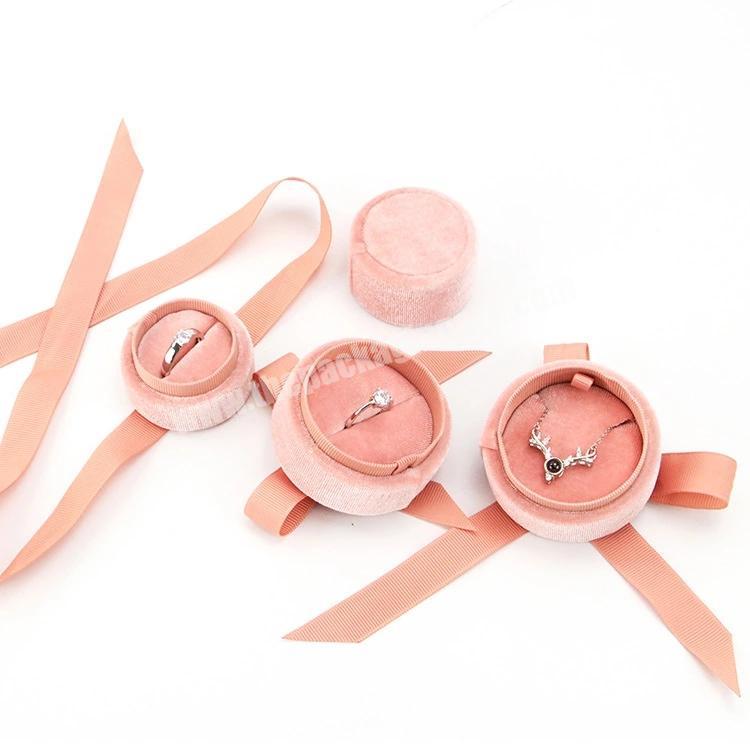 Top Quality ring necklace pink jewelry round Box  with ribbon