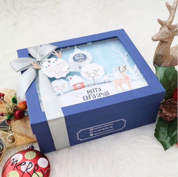 Hot Selling Luxury Custom Snowman Santa Claus Sweater With Clothing Packaging Gift Box For Christmas Gift Candy Packaging Boxes