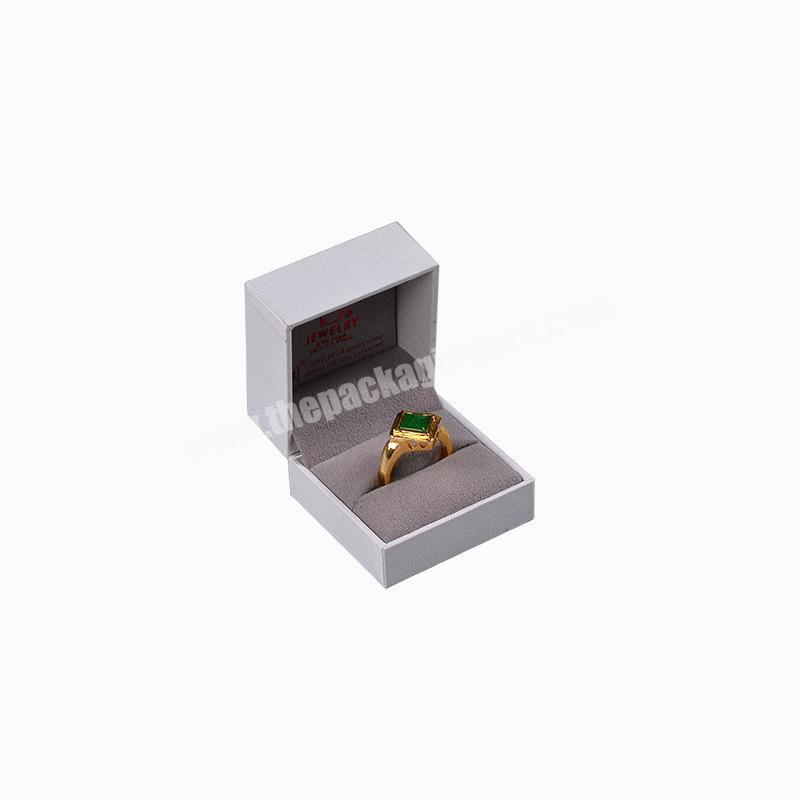 OEM China Manufacturer Fancy Plastic Jewelry Luxury Engagement Ring Box