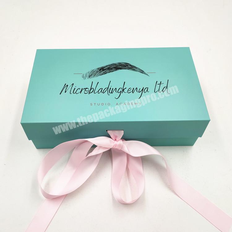 Custom boutique magnetic closure gift packaging box with satin