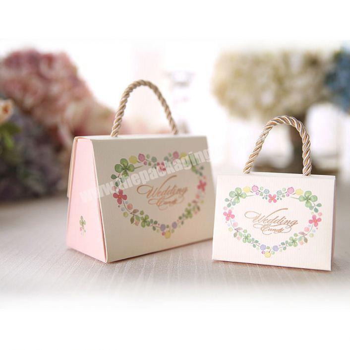 Luxury sweet wedding gift packaging box paper candy box with handle custom