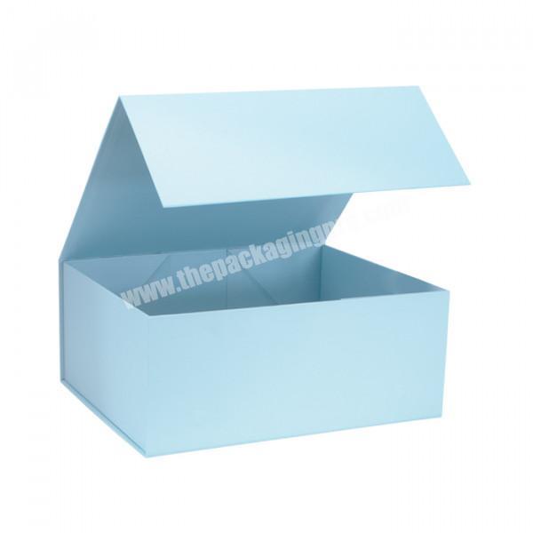Custom Logo Rigid Cardboard Matte Laminated Gift Paper Packaging Light Baby Blue Magnetic Closure Gift Box