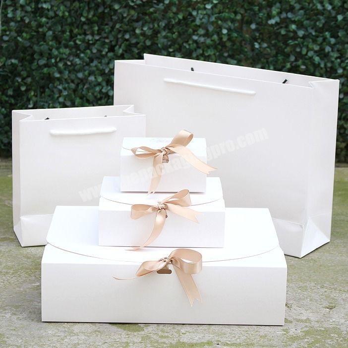 Wholesale Cheap Eco Biodegradable Hard Paper Made Square Foldable Birthday Gift Box with Ribbon