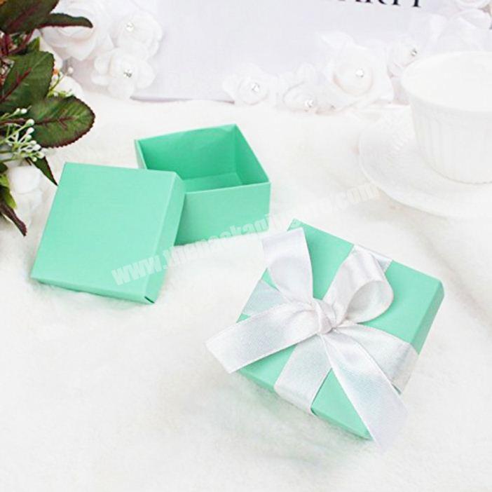 Customize gift box holiday two pieces packaging box small green gift boxes with white ribbon