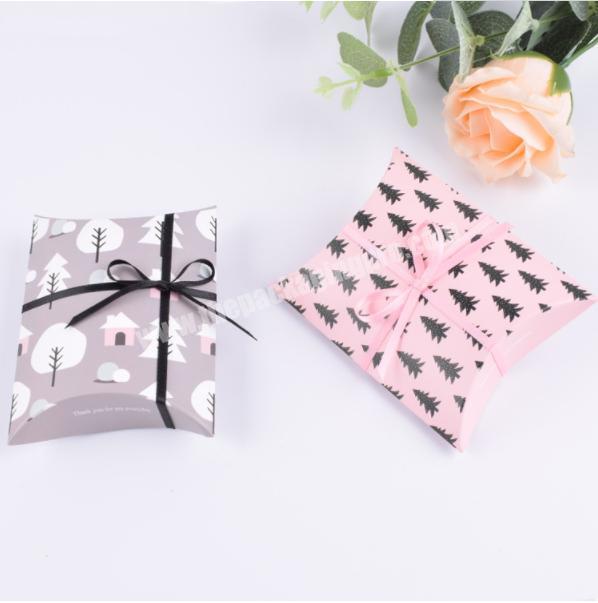 2019 High Quality Wholesale New Gift Boxes Custom Print Foldable candy  Wedding Invitation Pillow  box