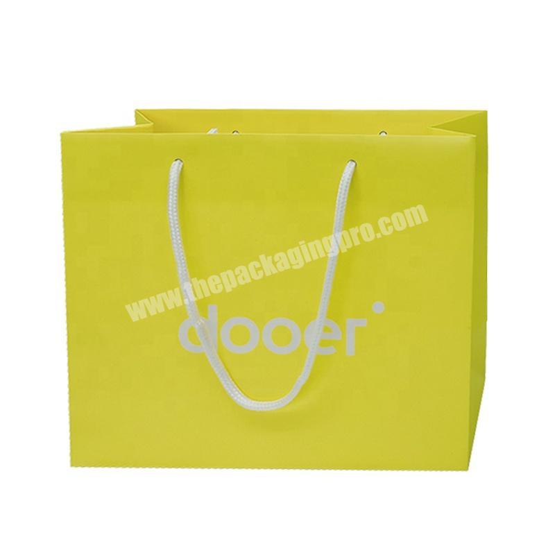 Cheap Recycled Custom Luxury Yellow Shopping Paper Bags Printed Logo Medium Size