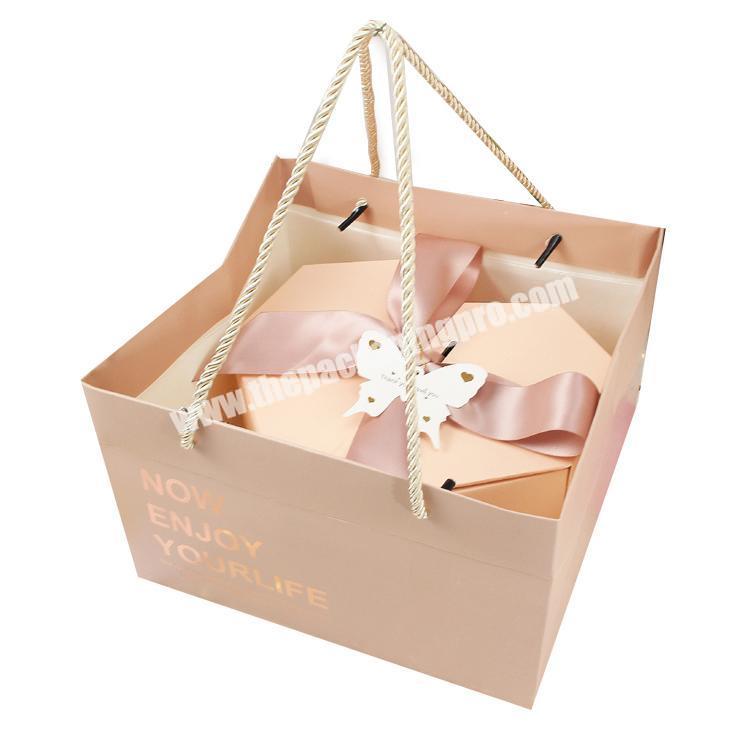 Customized and creative heart-shaped gift boxes are environmentally friendly and reusable