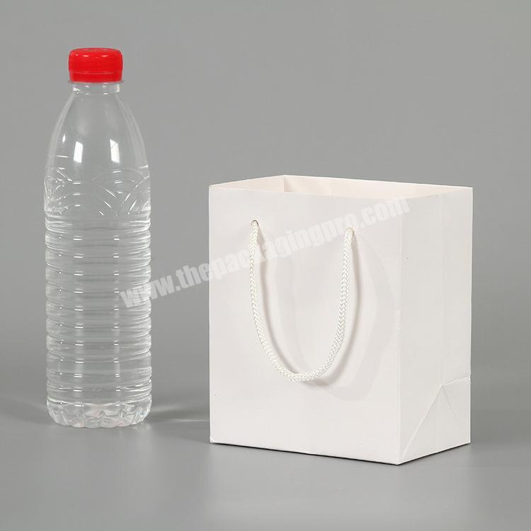 Wholesale Environmentally friendly paper bag White Kraft Stand Up Paper Bag  with high quality