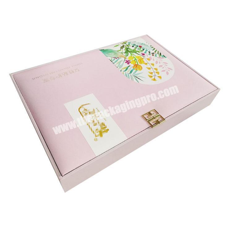 White Wholesale Packaging Luxury Paper Custom Cardboard Logo Gift Box with high quality