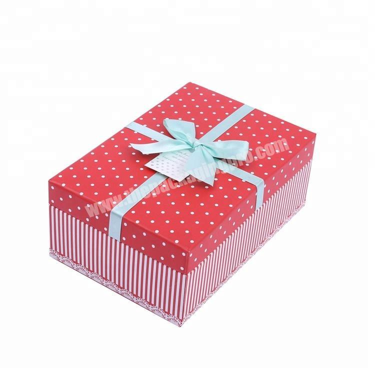 Customized Luxury Recyclable Wave Point Bowknot Packaging Red Square Gift Paper Boxes