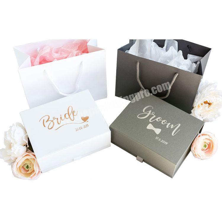 2019 New folding custom recycled paper packaging magnetic boxes for wedding gift