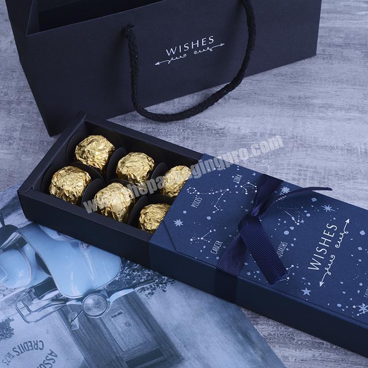 Premium Cardboard Black Embossing 2 Piece Personalised Boxes Luxury / Golden Foil Lining Recycled Chocolate Pack Box