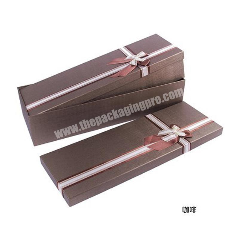 High Quality Carton Black Uv Coating Chocolate Sleeves For Cut Flowers Flowerbox Single Flower Sleeve Gift Packaging
