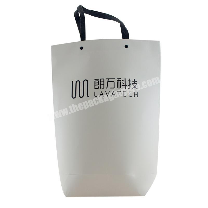Custom Creative White Paper Shopping Bag With Flat Paper Handle