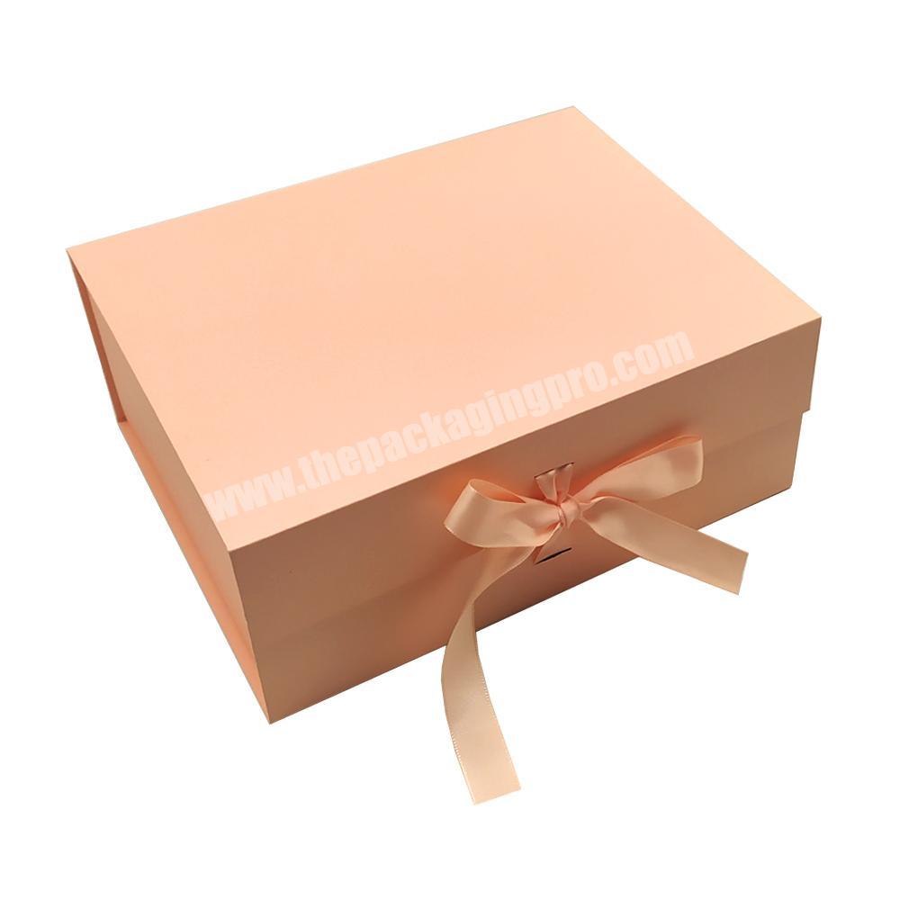 Custom packaging magnetic paper bridesmaid gift box