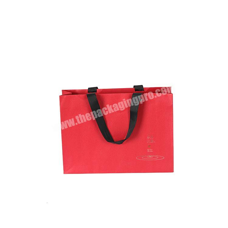 Wholesale TOP Quality red paper carrier gift bag for packaging