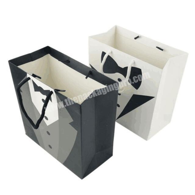 China manufactures reusable shopping cardboard paper bags for men clothes packing