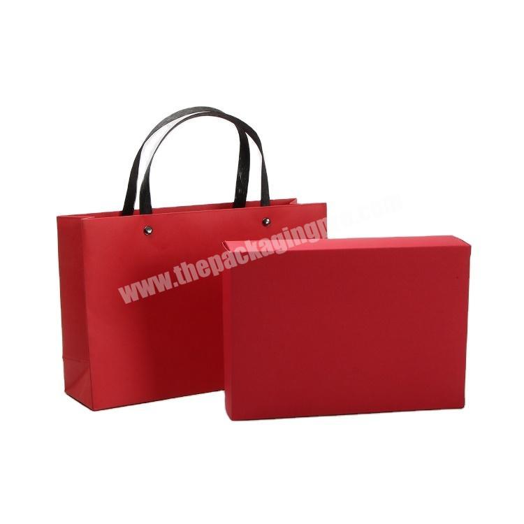 Concise Style Paper Shopping Bag Red Paper Gift Bag Wholesale
