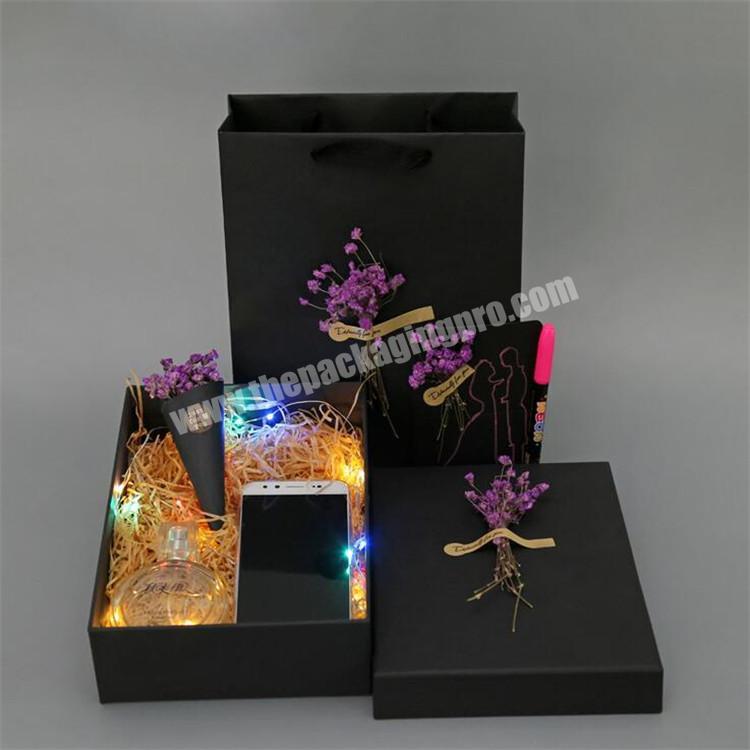 Creative Valentine's Day Packaging with Jute Card and Greeting Card