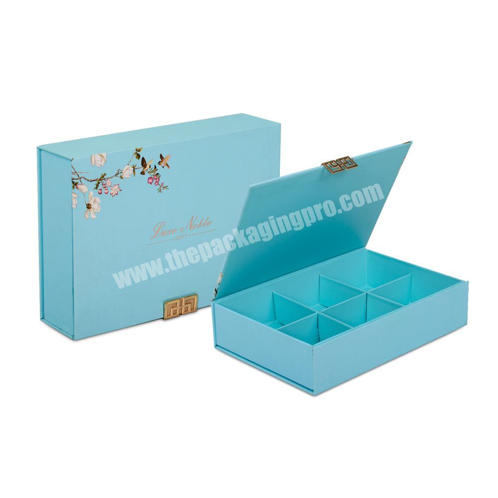 Custom brand magnetic bulk gift boxes paper box with divider