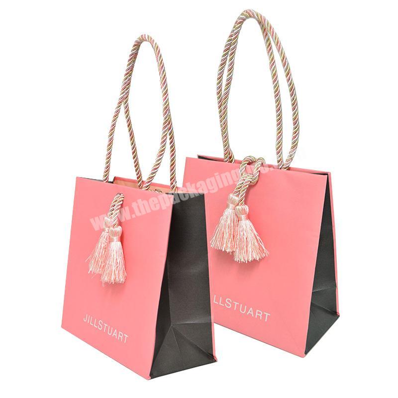 Custom logo luxury paper gift bags with tassel