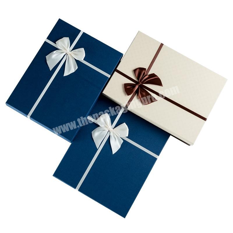 Custom luxury black cardboard paper garment clothing gift packaging box