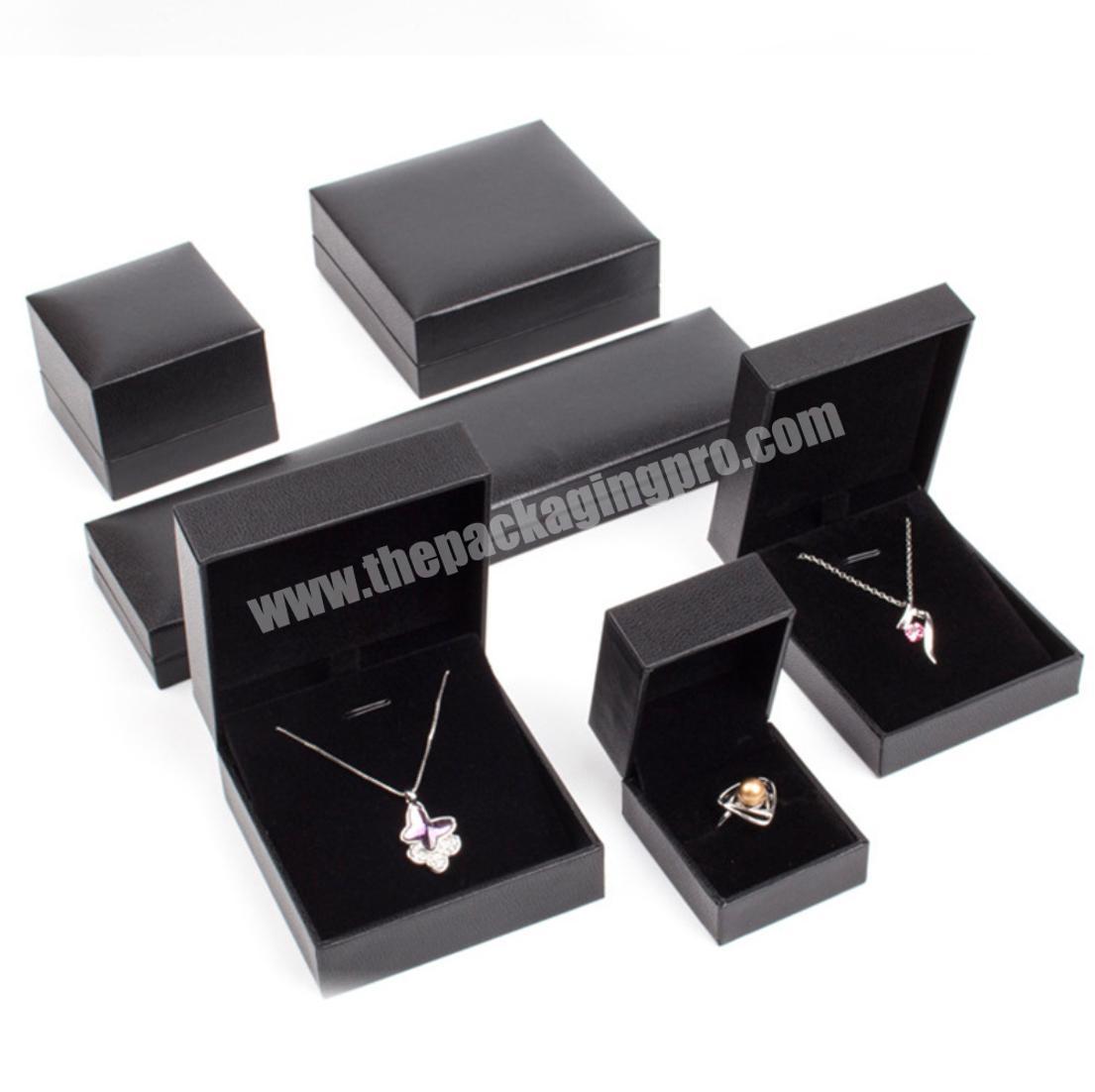 Factory Direct Selling Custom Luxury Gift Packaging Kraft Paper Black Bracelet Ring Magnetic Jewelry Storage Box
