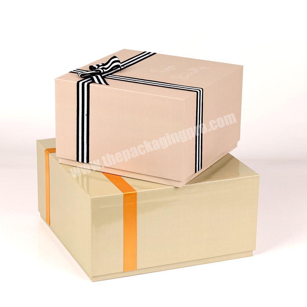 Cardboard luxury gift boxes for cosmetics eco friendly clothes water  bottles cute small boxes for packaging